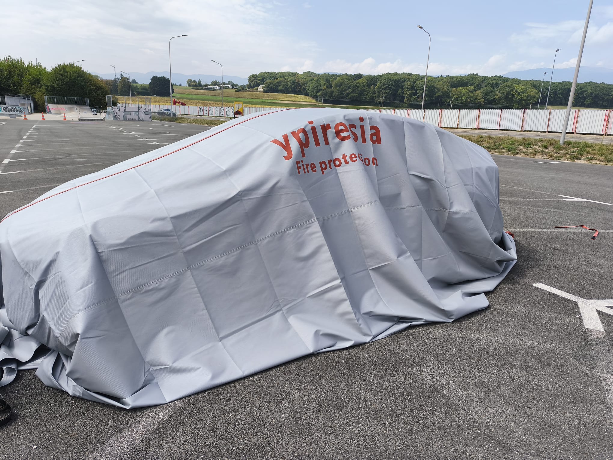 Y Pro Max 6x8m – couverture anti-feu véhicules électriques
